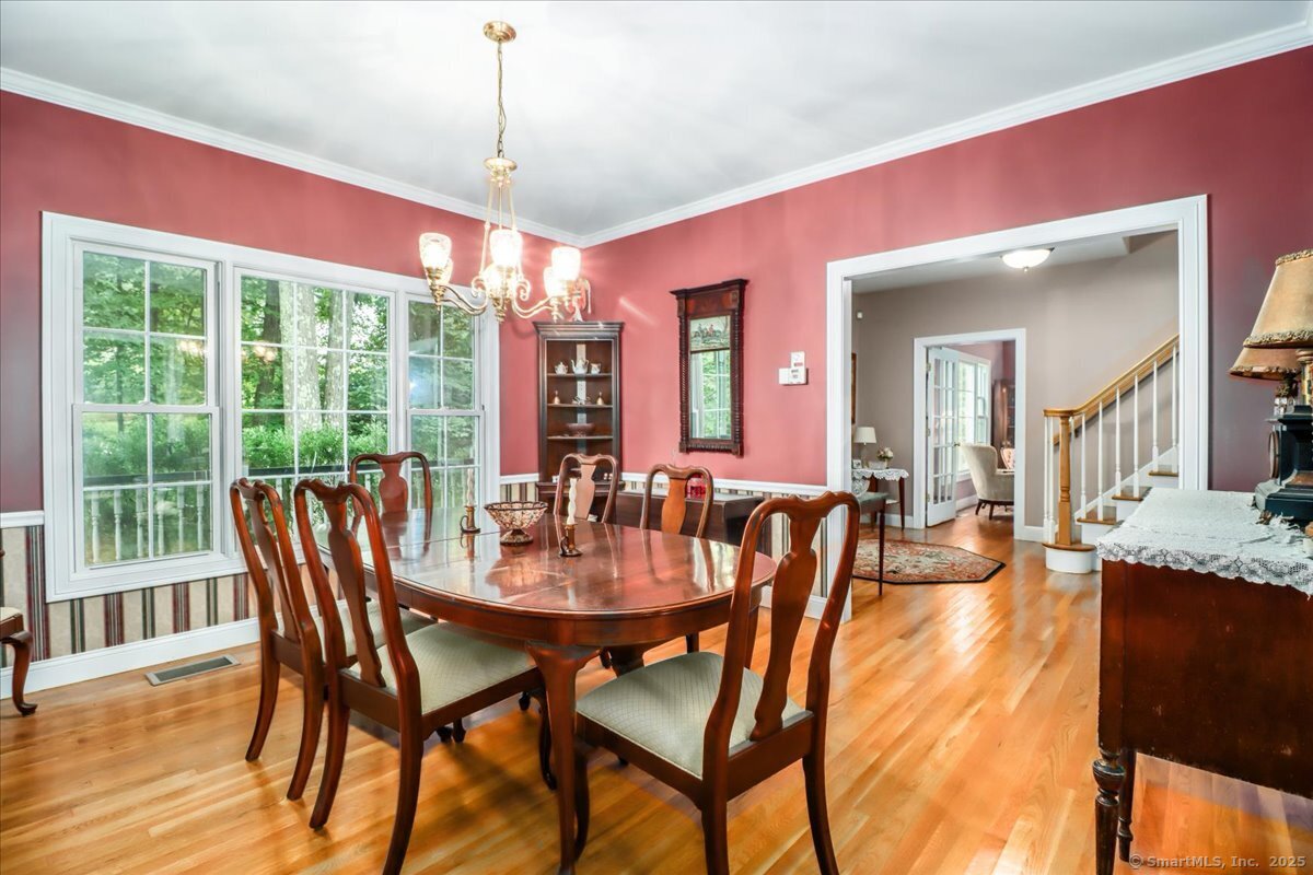 11 Emerald Ridge Court