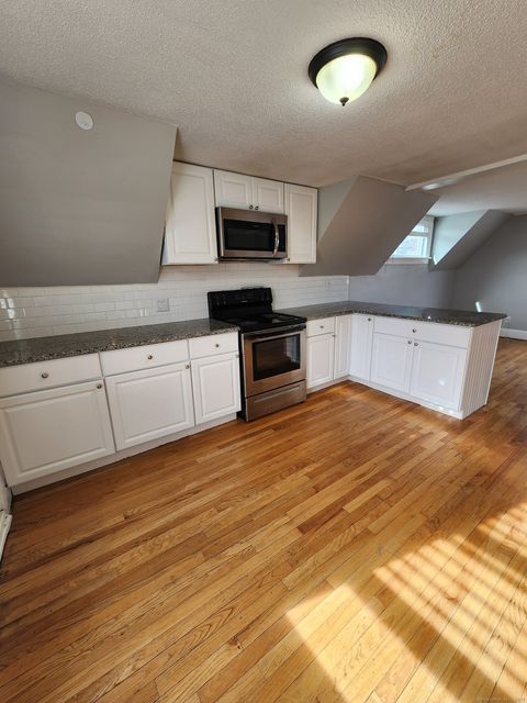 Tiny photo for 780 Farmington Avenue #5, Bristol, CT 06010 (MLS # 24114678)