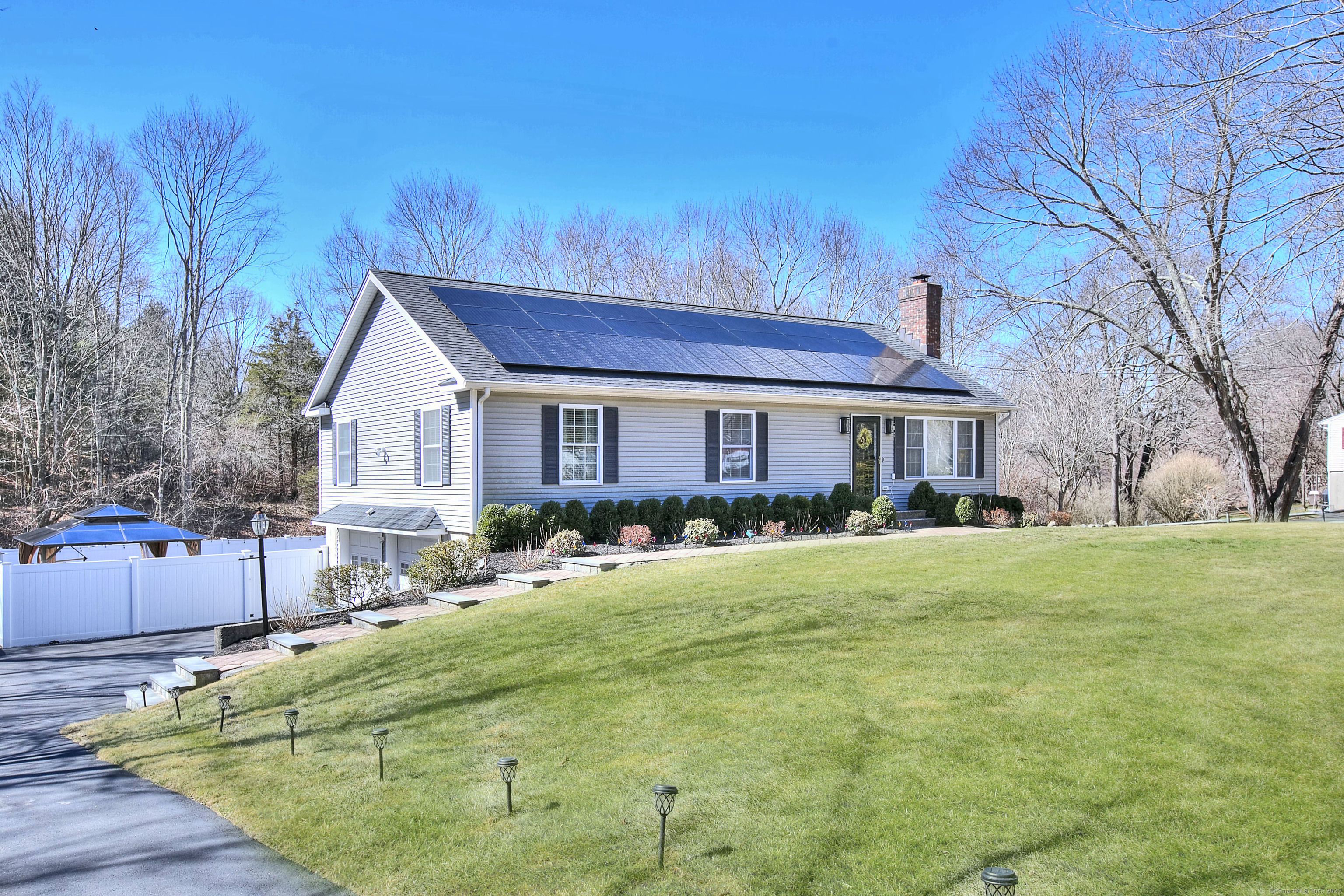 82 Berkshire Road, Newtown, Connecticut image 1