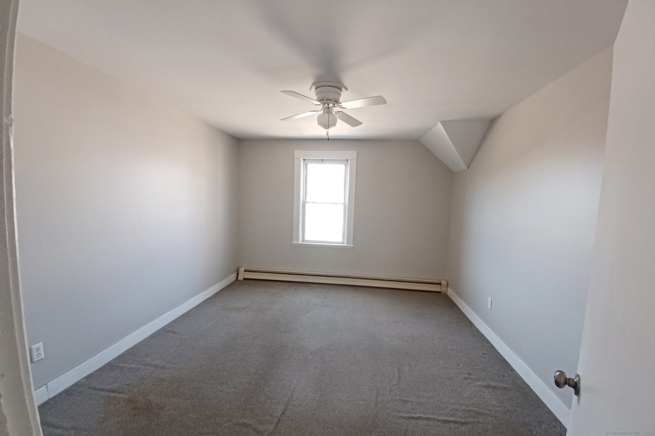 Plainfield, Connecticut 06374, United States, 6 Bedrooms Bedrooms, ,2 BathroomsBathrooms,Residential,Pending,114866