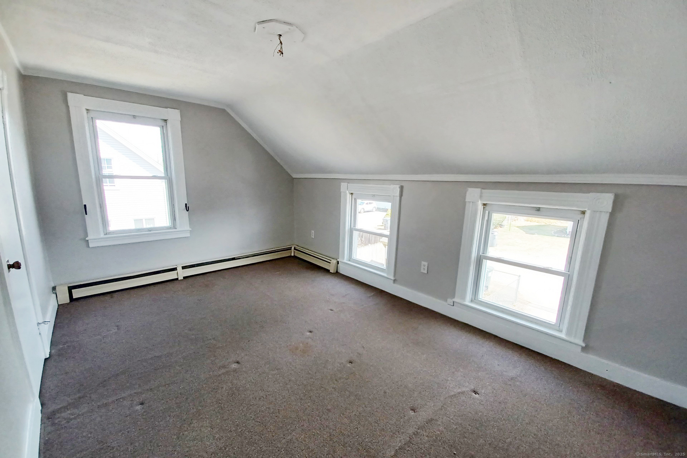 Plainfield, Connecticut 06374, United States, 6 Bedrooms Bedrooms, ,2 BathroomsBathrooms,Residential,Pending,114866