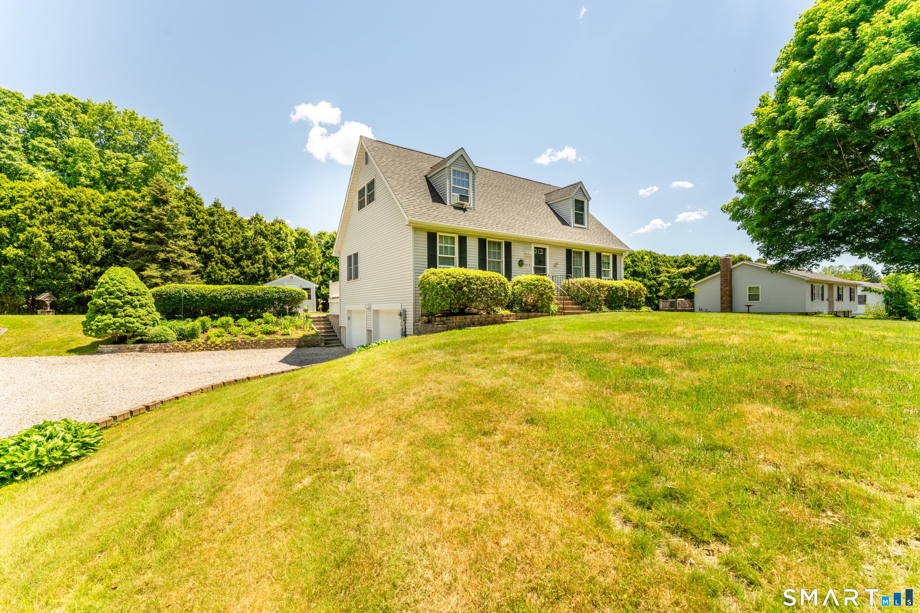 476 Noank Ledyard Road
