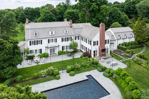 A home in New Canaan