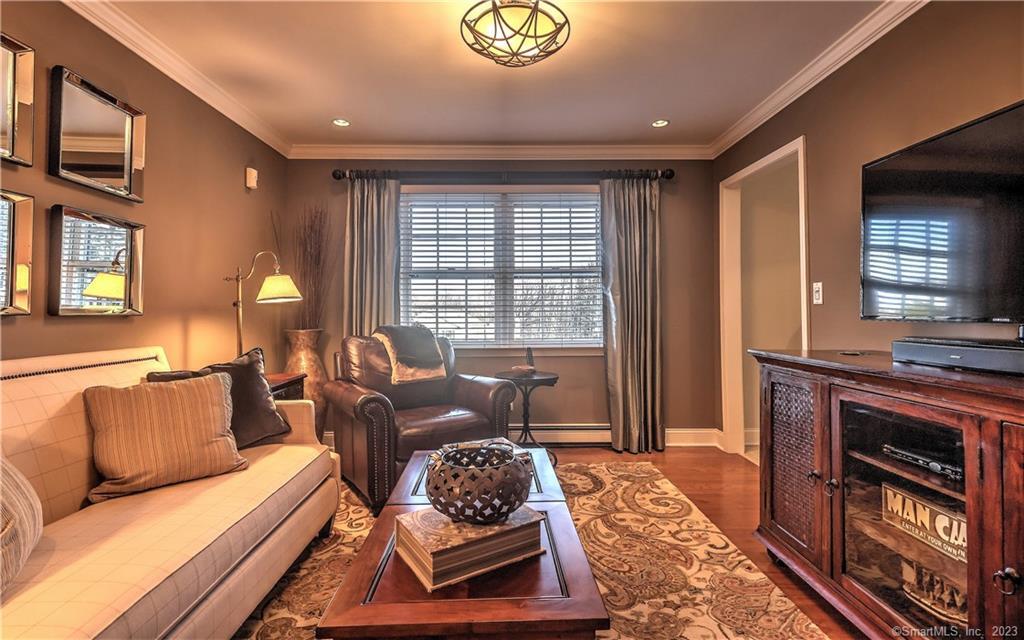 Photo 14 of 40 of 30 Hearthstone Road house
