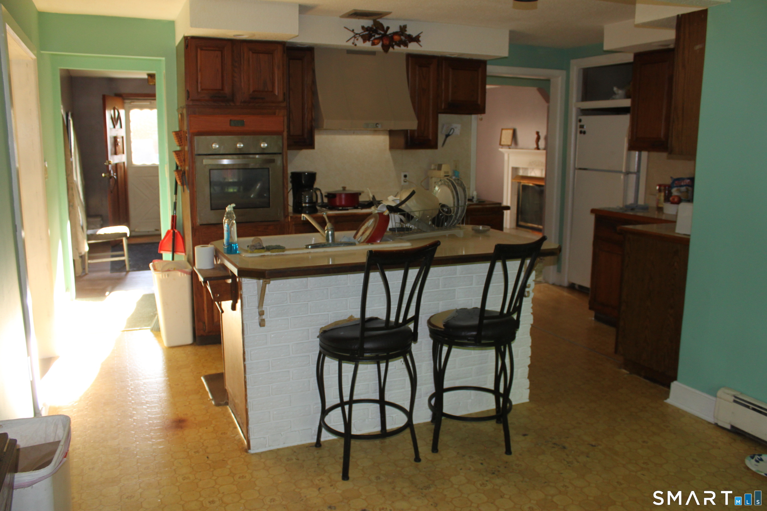 656 Overlook Drive