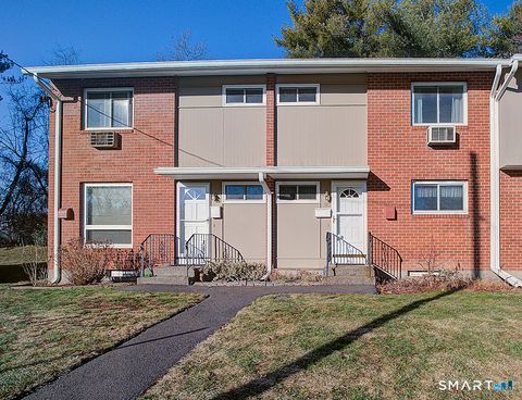 Photo of 93 Centerbrook Avenue #93, Hamden, CT 06514 (MLS # 24150106)