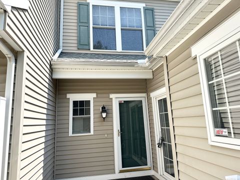 Photo of 39 Ives Street #302, Hamden, CT 06518 (MLS # 24027168)