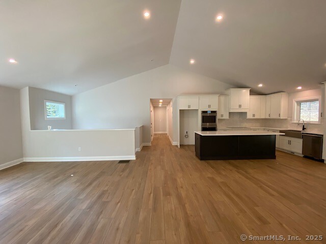 919 Strongtown Road