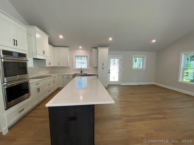 919 Strongtown Road