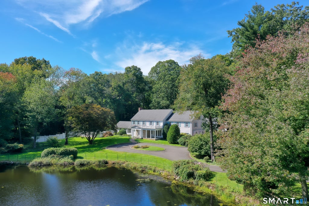 Photo of 34 Sherwood Lane, New Canaan, CT 06840 (MLS # 24203727)