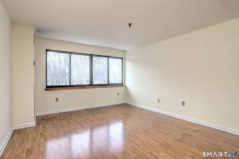 Tiny photo for 70 Putter Drive #211, Wallingford, CT 06492 (MLS # 24155925)