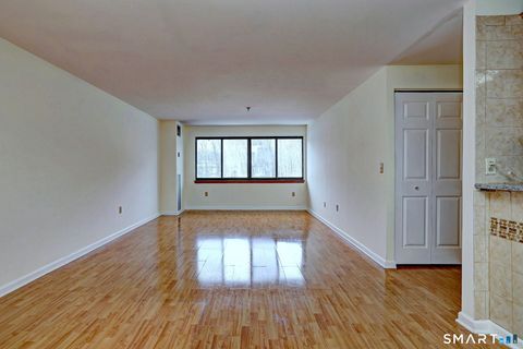 Tiny photo for 70 Putter Drive #211, Wallingford, CT 06492 (MLS # 24155925)