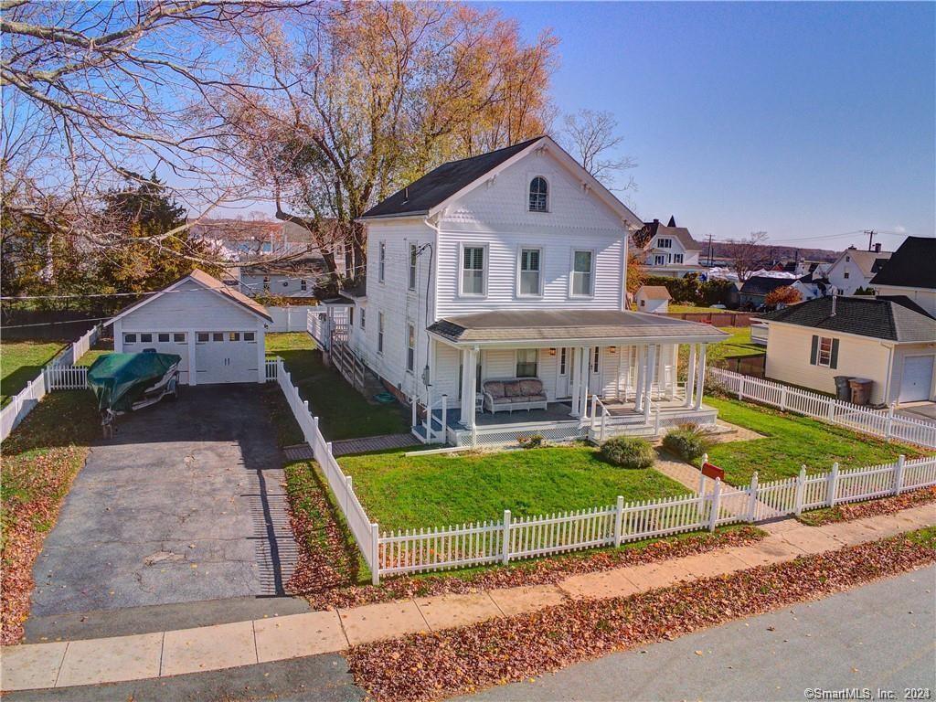 Rental Property at 11 York Avenue, East Lyme, Connecticut - Bedrooms: 3 
Bathrooms: 2 
Rooms: 8  - $7,000 MO.