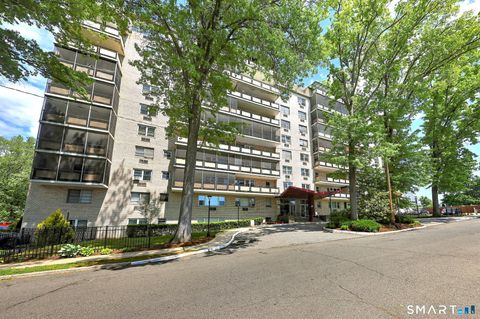 Condo For Sale - 80 Cartright Street #5D<br/> Bridgeport, CT 06604