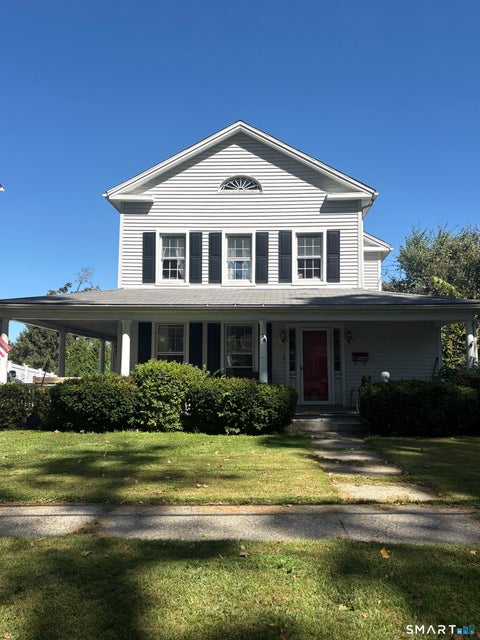 Photo of 33 Pleasant Street, Danbury, CT 06810 (MLS # 24207025)
