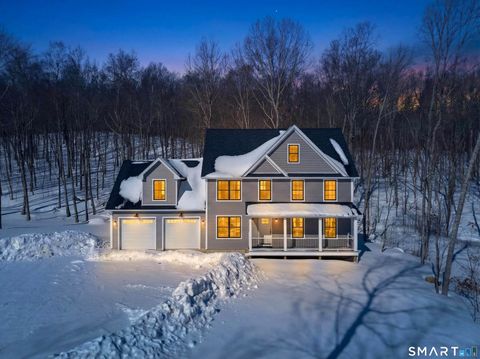 Homes For Sale - 38 Josephine Way<br/> Tolland, CT 06084