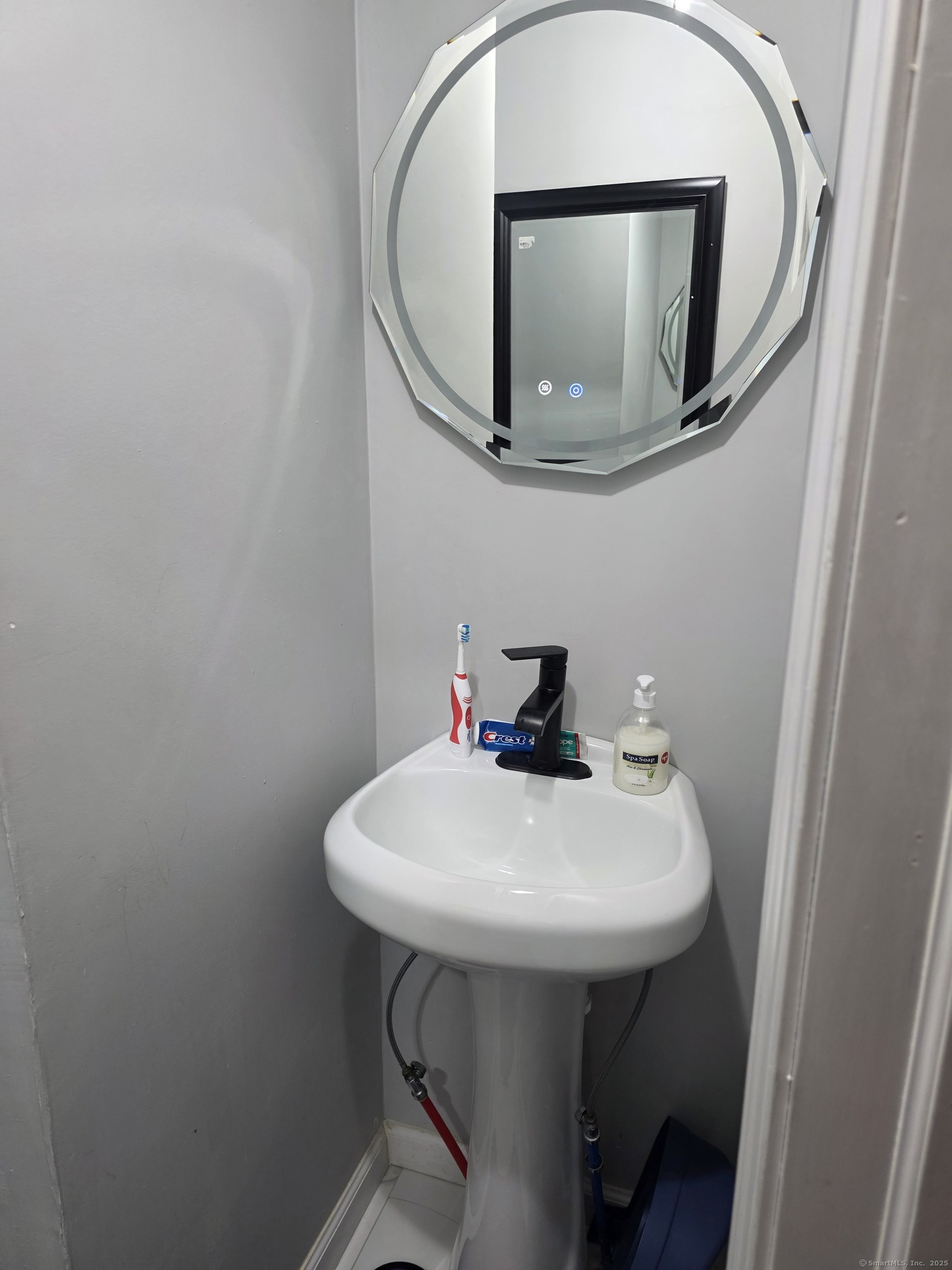 278 Crown Street, Meriden, Connecticut image 9