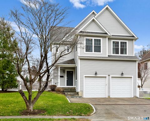 Homes For Sale - 302 High Street<br/> Fairfield, CT 06824