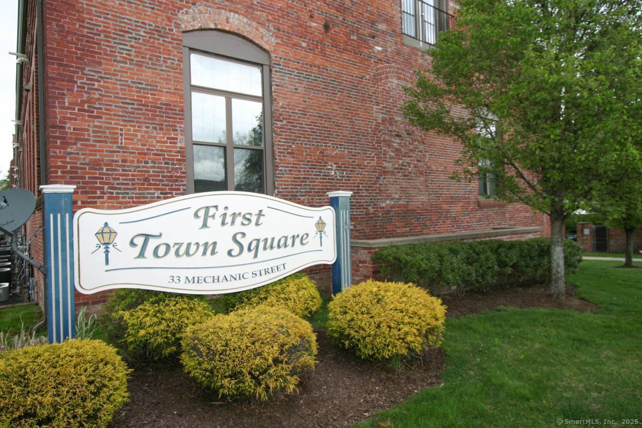33 Mechanic Street #214, Windsor, Connecticut image 38