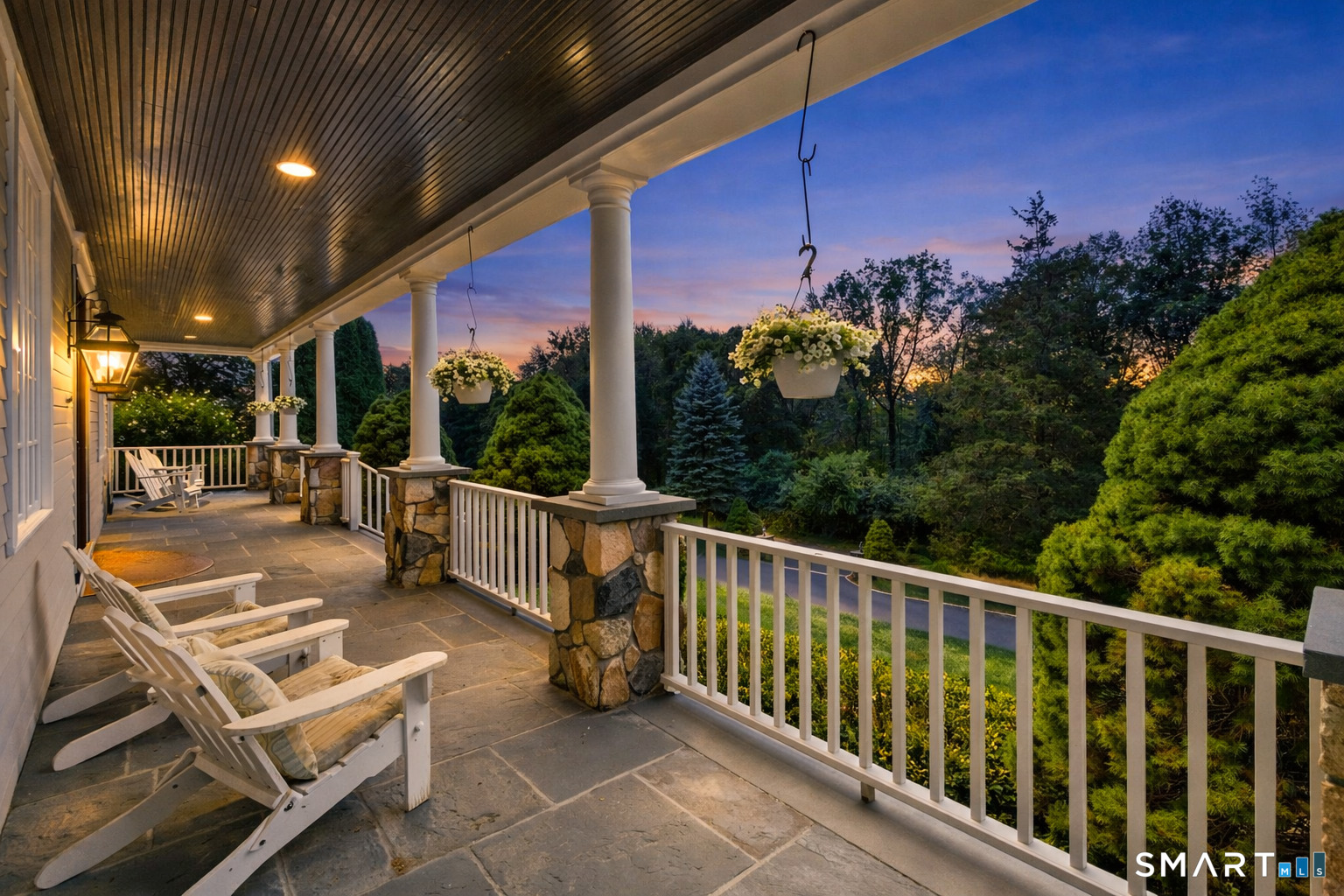 2 Longwood Drive