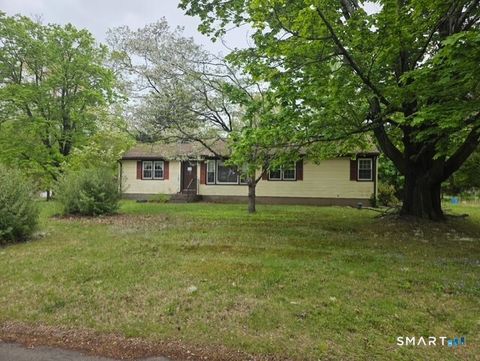 Photo of 17 Edgewood Court, Middlefield, CT 06455 (MLS # 24180066)