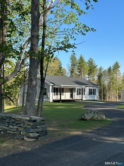 Photo of 81 Grand View Terrace, Brooklyn, CT 06234 (MLS # 24172782)