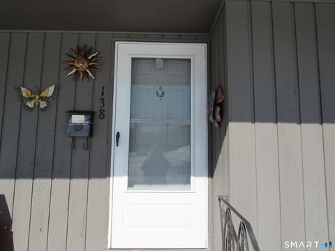 138 Williamstown Court 138 Newington CT 06111