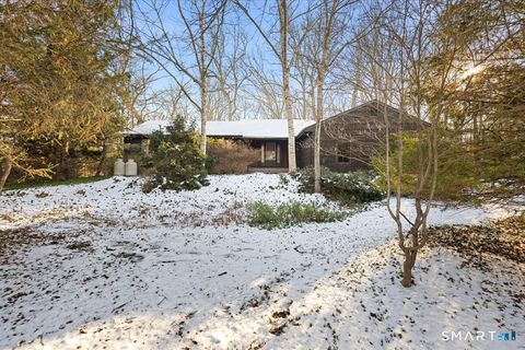 Photo of 1405 Dunbar Hill Road, Hamden, CT 06514 (MLS # 24145472)
