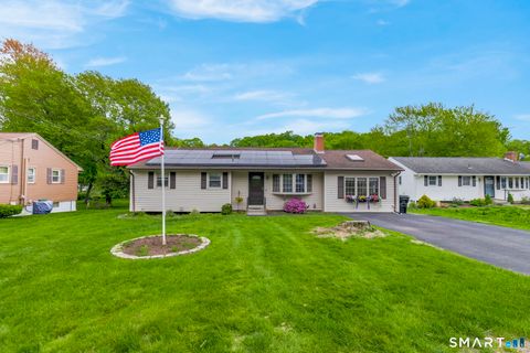 Photo of 102 Wayne Lane, Meriden, CT 06450 (MLS # 24175994)