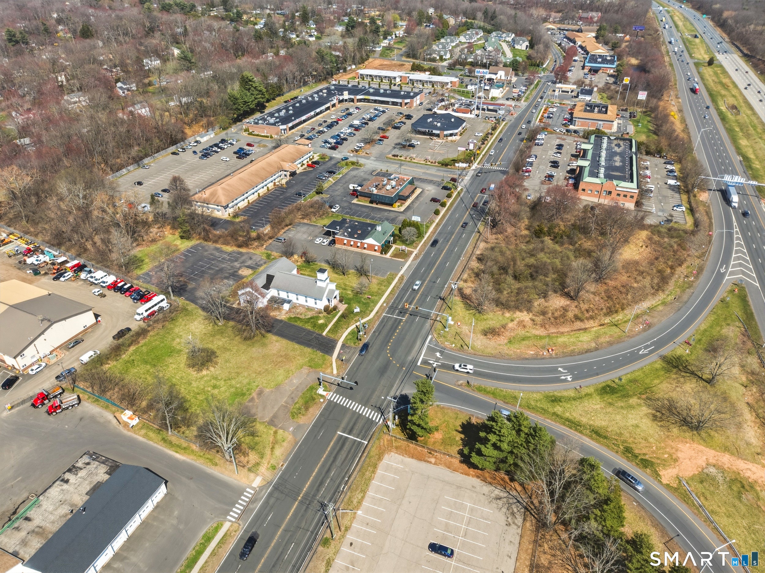 395 Hartford Turnpike