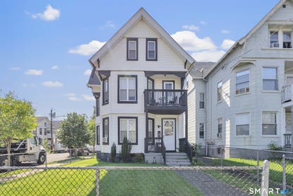 196 Blatchley Ave – Investment Home