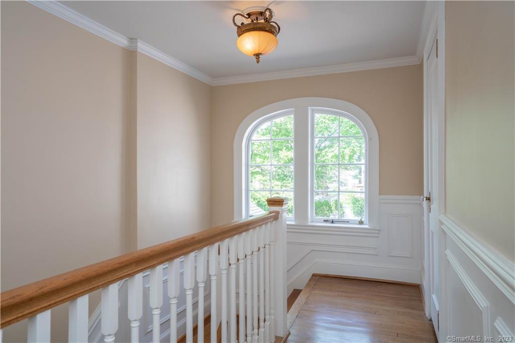 Photo 19 of 40 of 121 Foxcroft Road house