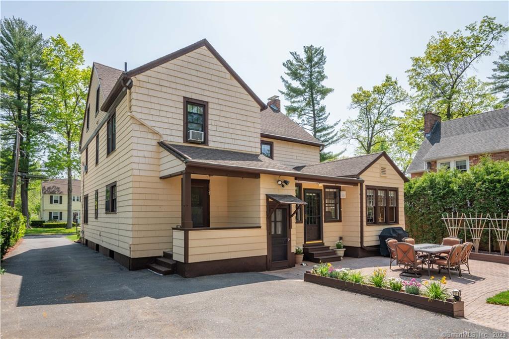 Photo 33 of 40 of 121 Foxcroft Road house