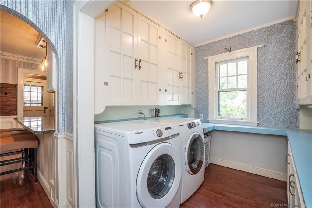 Photo 15 of 40 of 121 Foxcroft Road house