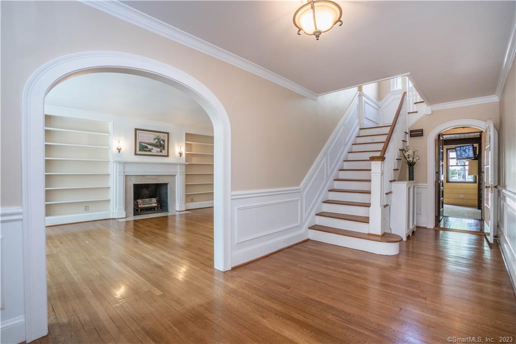 Photo 5 of 40 of 121 Foxcroft Road house