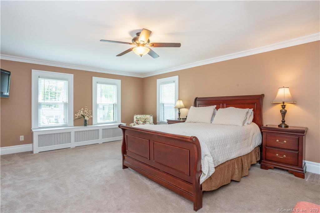 Photo 20 of 40 of 121 Foxcroft Road house