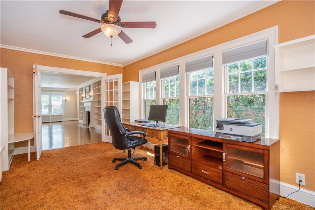 Photo 11 of 40 of 121 Foxcroft Road house