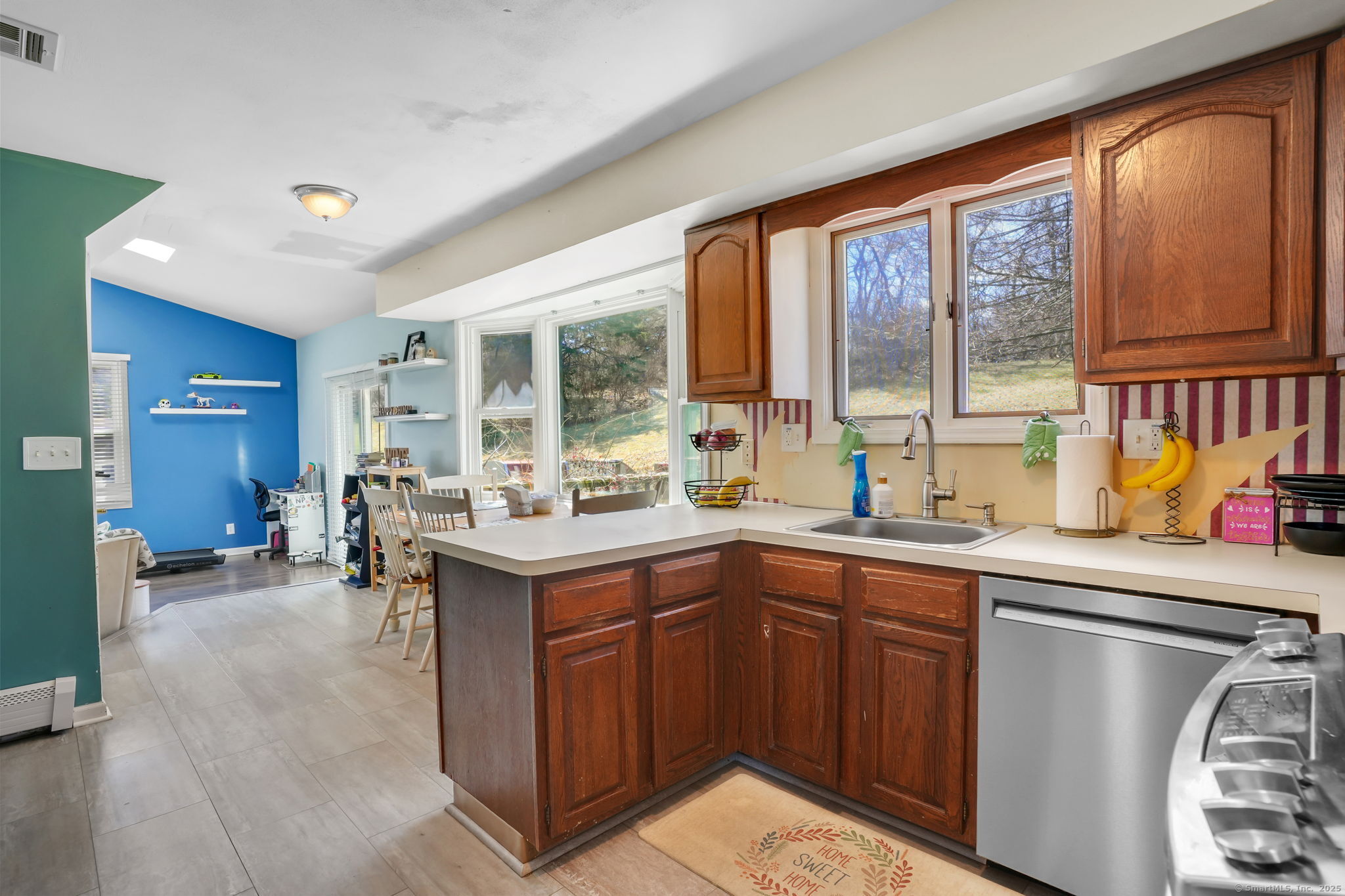 22 Deer Run Drive, Seymour, Connecticut image 11