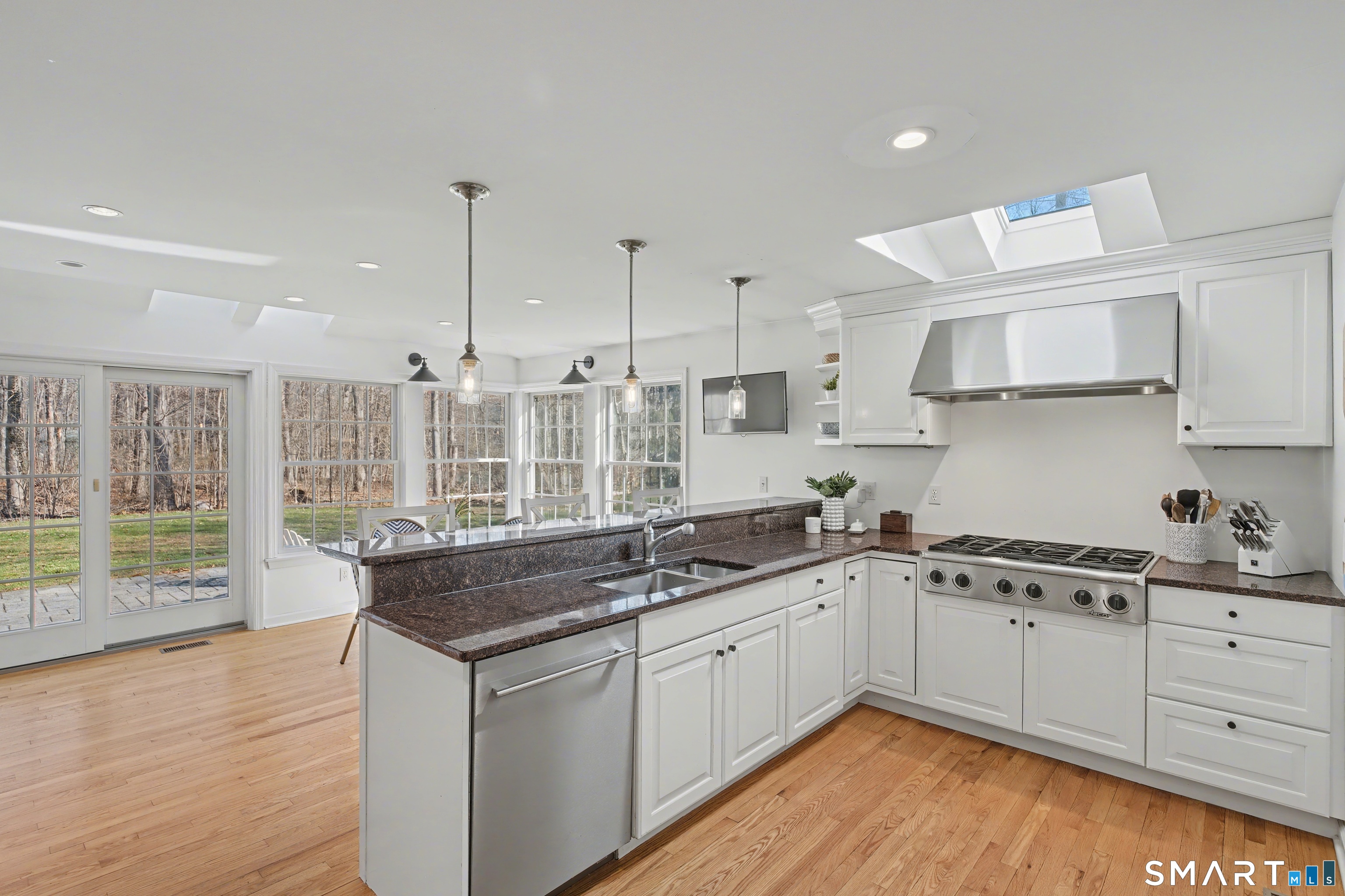 114 Rolling Meadow Road