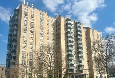 Tiny photo for 1 Strawberry Hill Court #3F, Stamford, CT 06902 (MLS # 24185671)