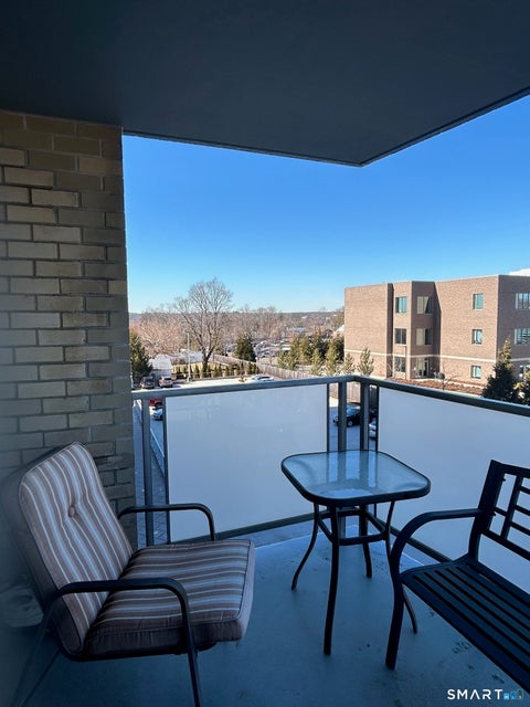 Tiny photo for 1 Strawberry Hill Court #3F, Stamford, CT 06902 (MLS # 24185671)