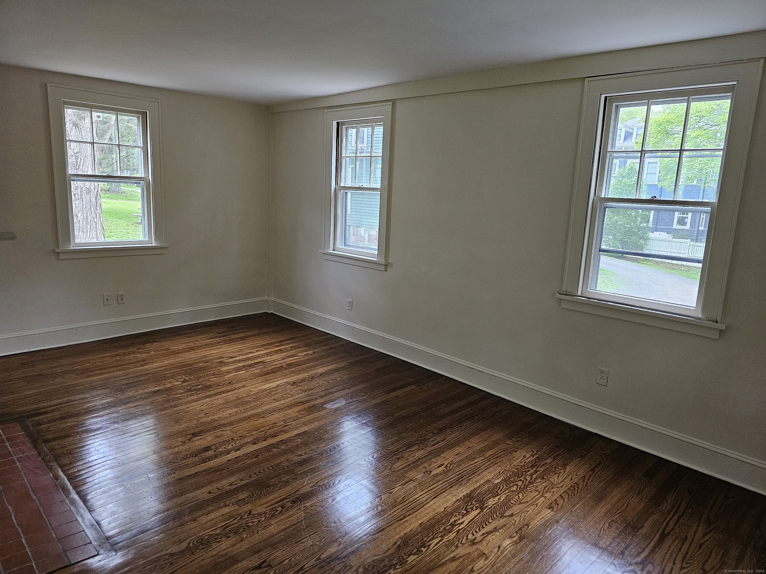 17 Pleasant Street