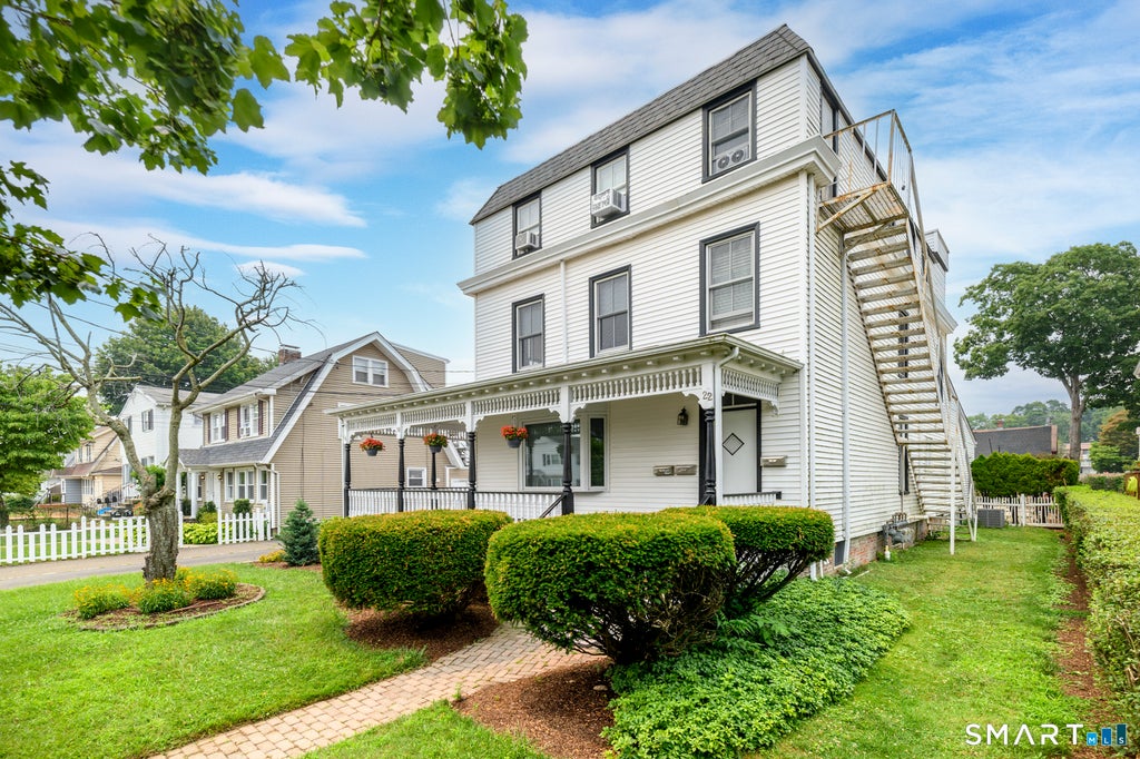 Photo of 18 Elm Tree Place #2nd floor, Stamford, CT 06906 (MLS # 24207920)