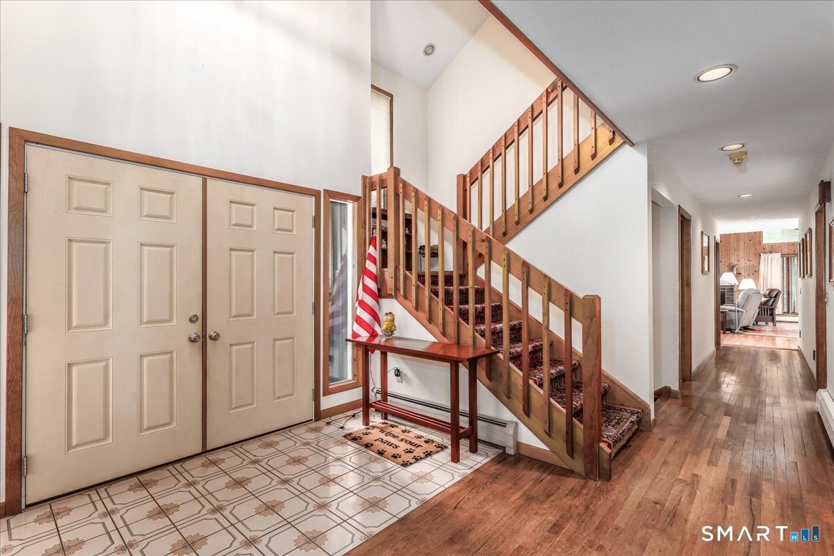 4 Deerfield Road