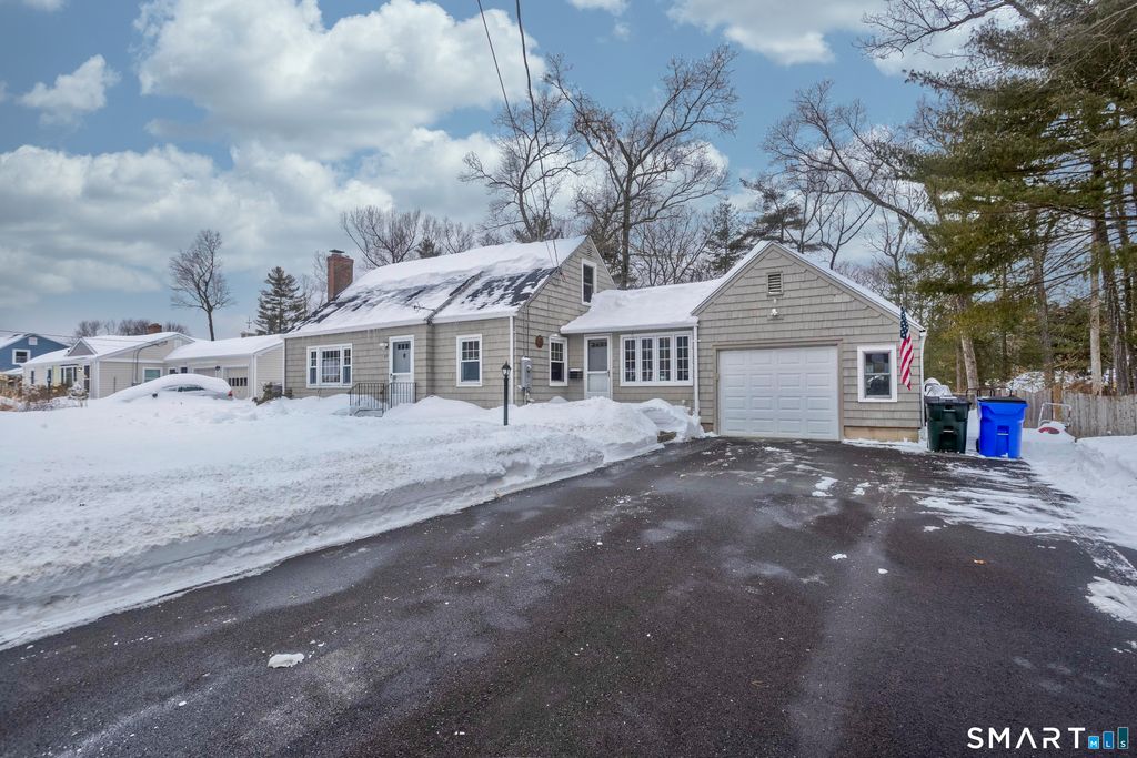 Photo of 60 Barry Lane, Simsbury, CT 06070 (MLS # 24145865)