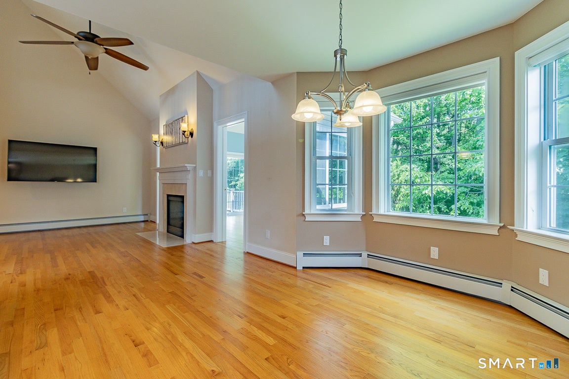 9 Streamside Lane 9