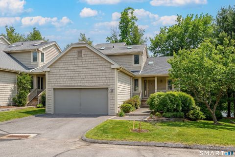 Condo For Sale - 12 Boulevard Drive #31-173<br/> Danbury, CT 06810