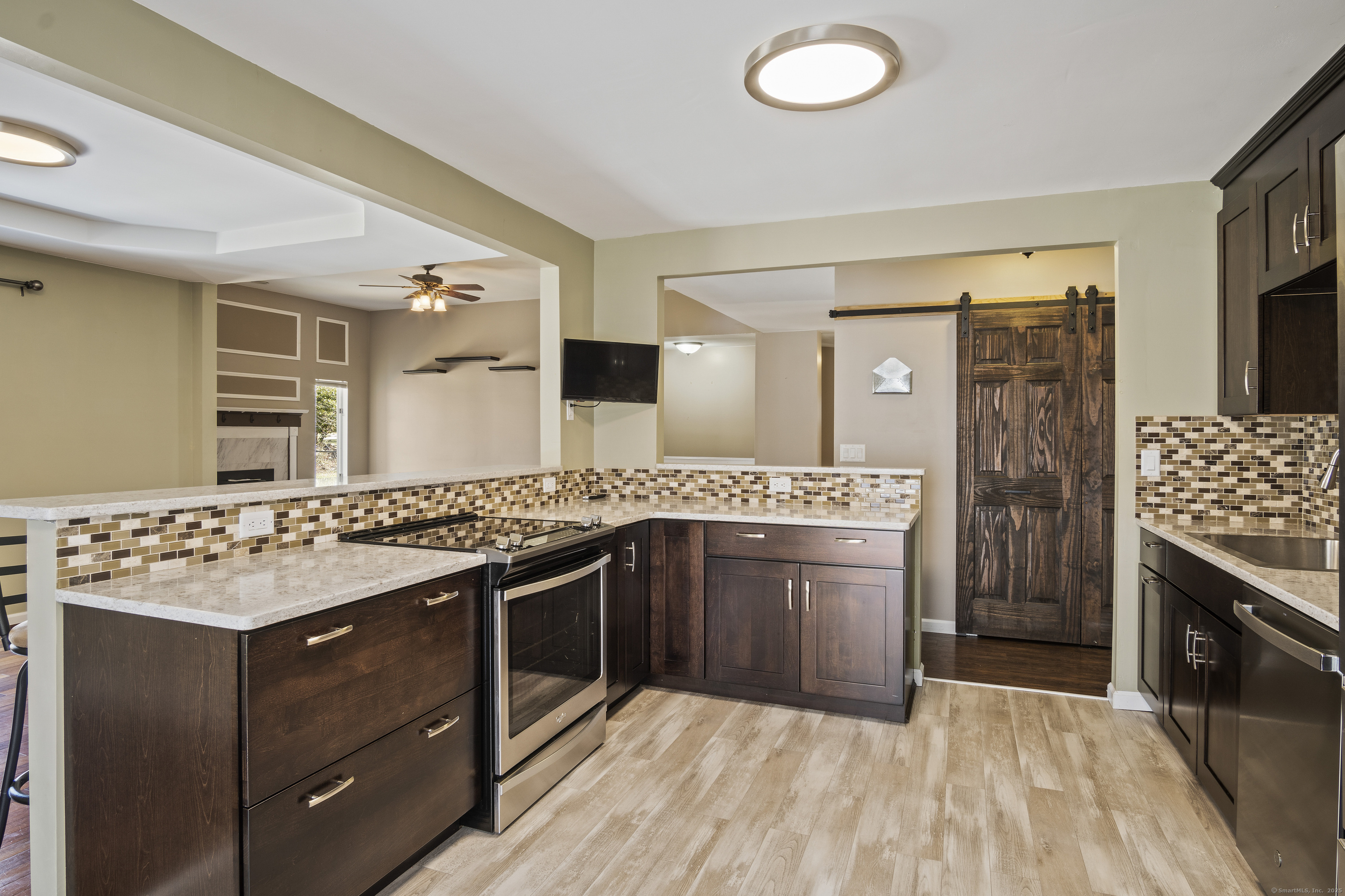 1285 Route 163, Montville, Connecticut image 9