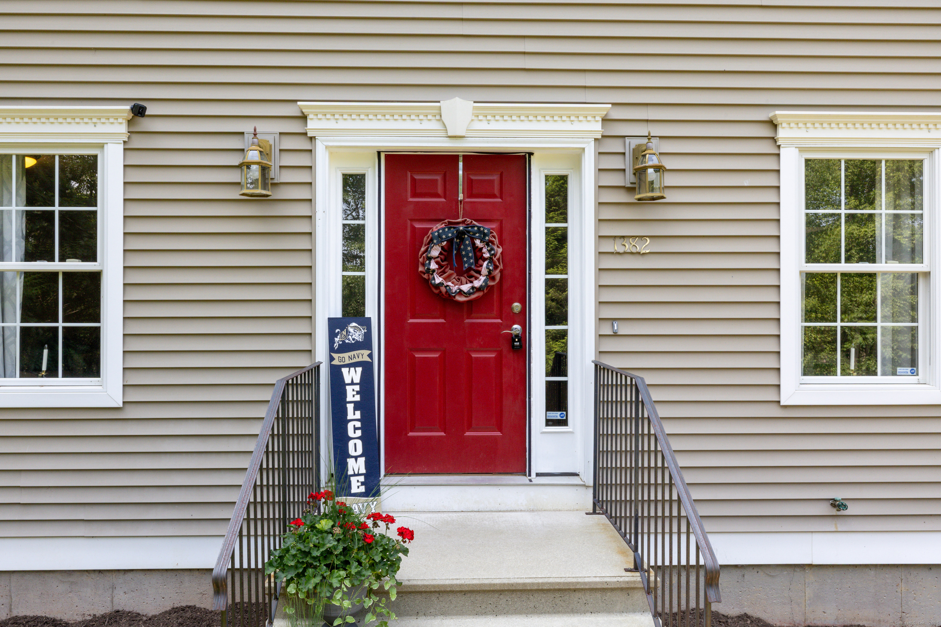 1382 Cedar Swamp Road