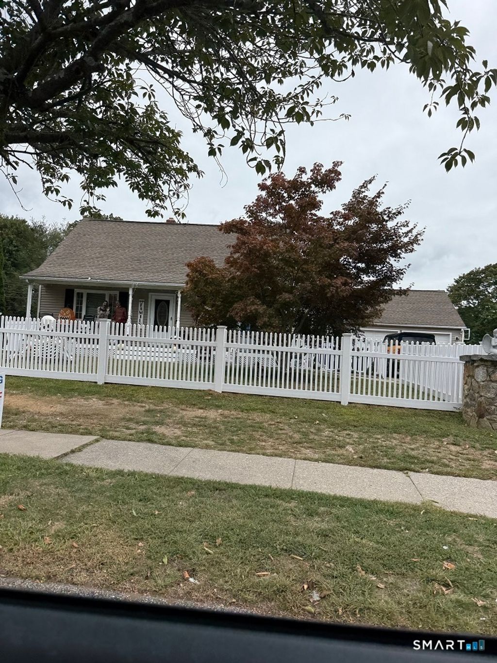 Photo of 1414 Huntington Road, Stratford, CT 06614 (MLS # 24144938)